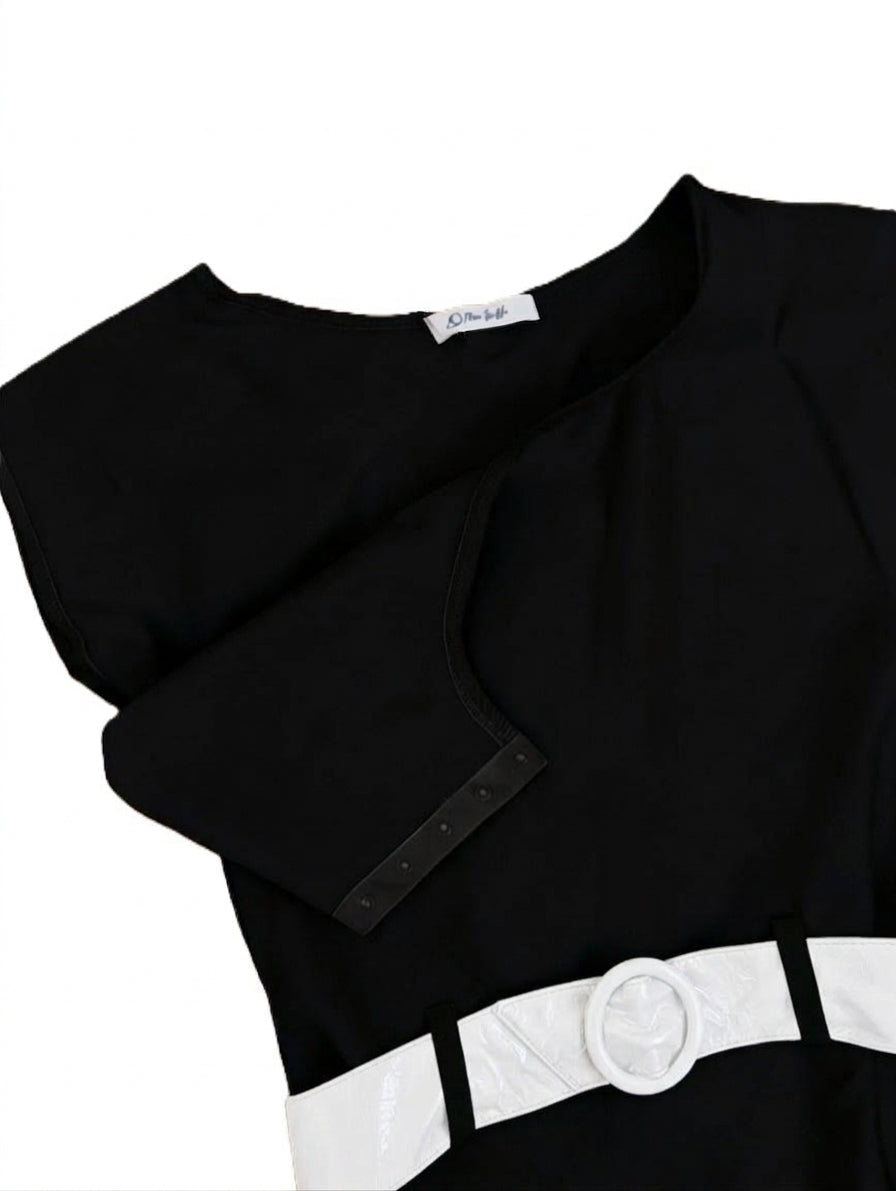 Robe enfant « Parce qu’on peut être une princesse partout » – adapté, ouverture épaules