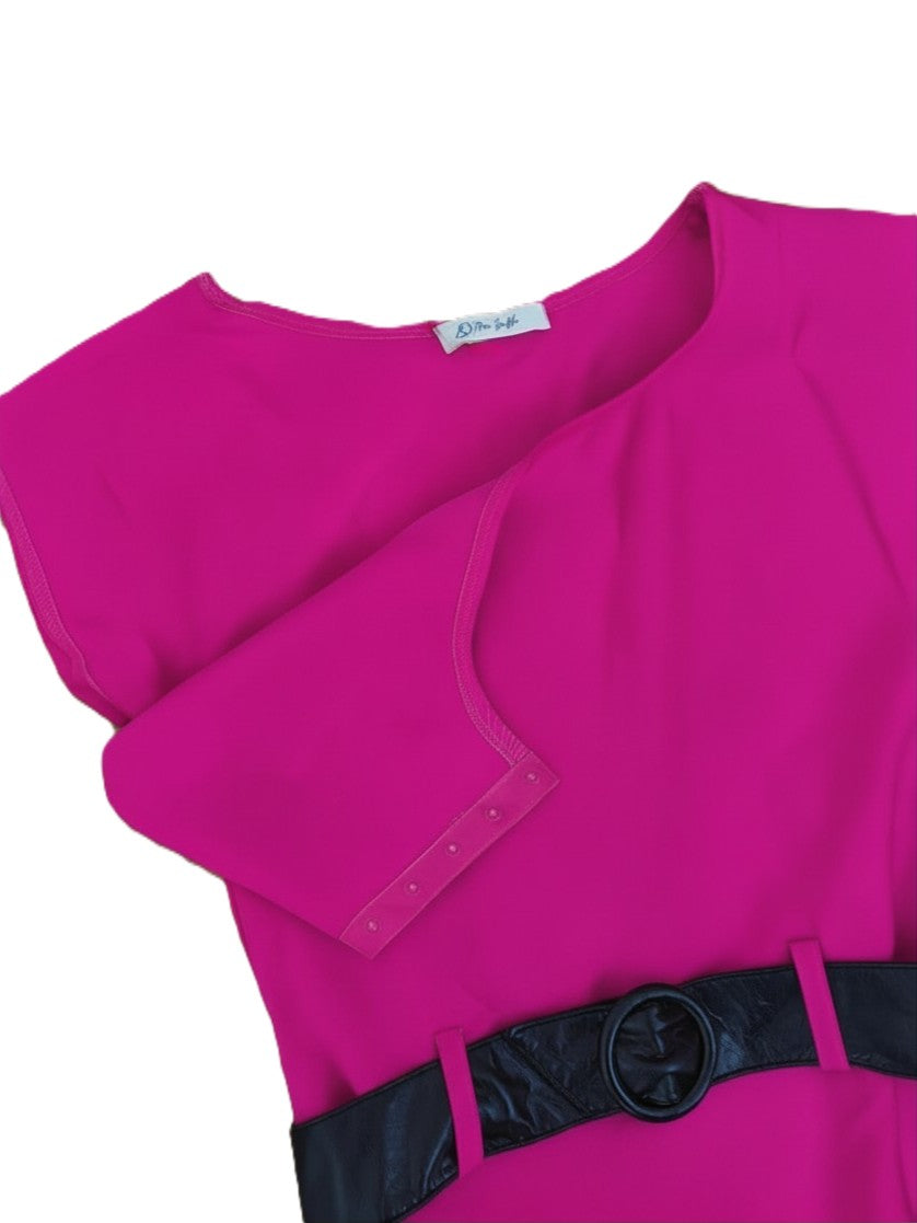 Robe enfant « Parce qu’on peut être une princesse partout » – adapté, ouverture épaules