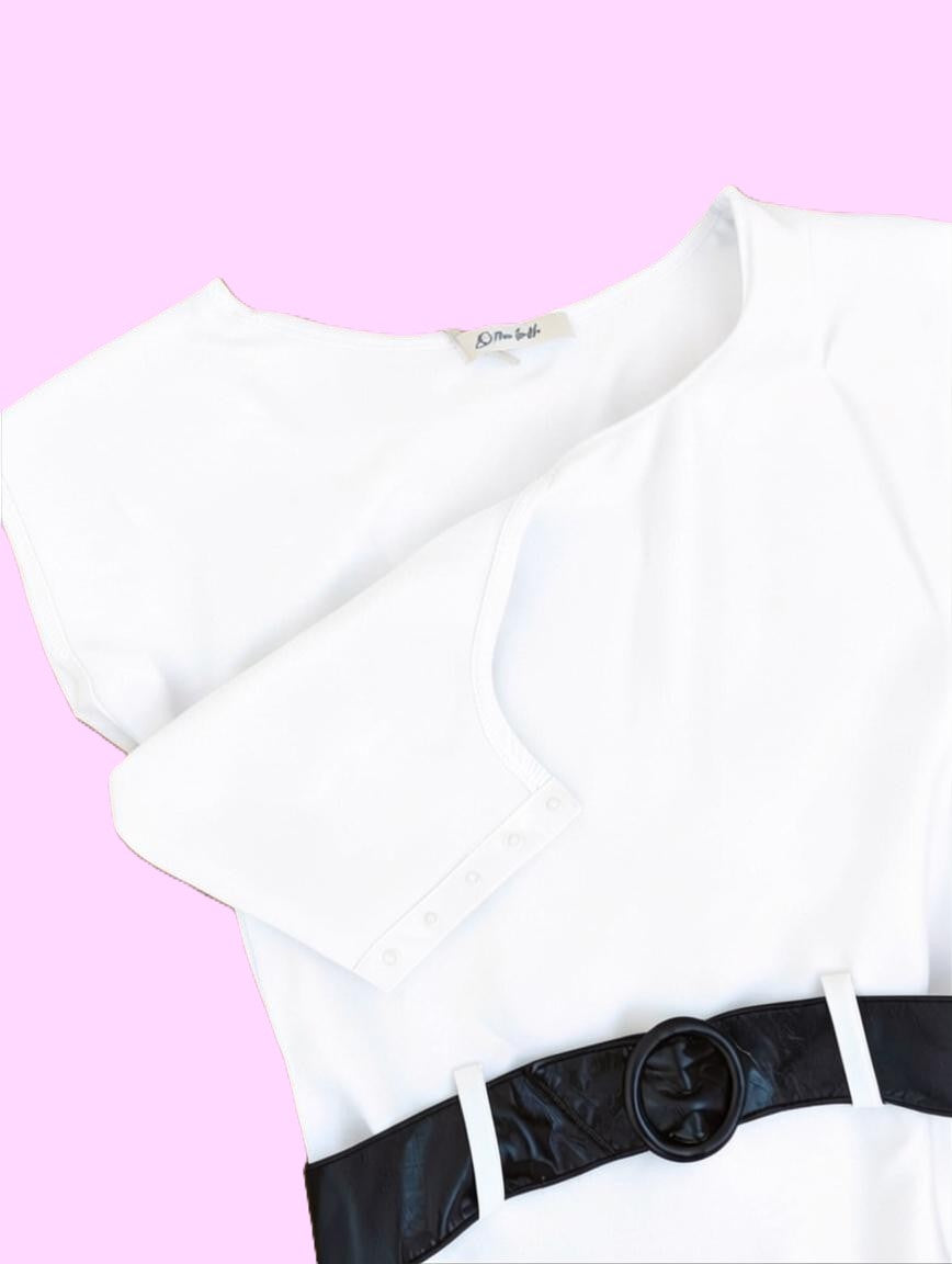Robe enfant « Parce qu’on peut être une princesse partout » – adapté, ouverture épaules